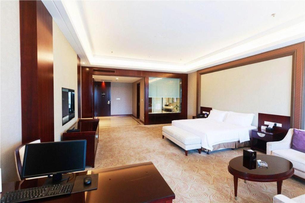 Linyi Blue Horizon International Hotel Yi He Ngoại thất bức ảnh