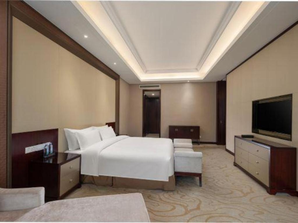 Linyi Blue Horizon International Hotel Yi He Ngoại thất bức ảnh