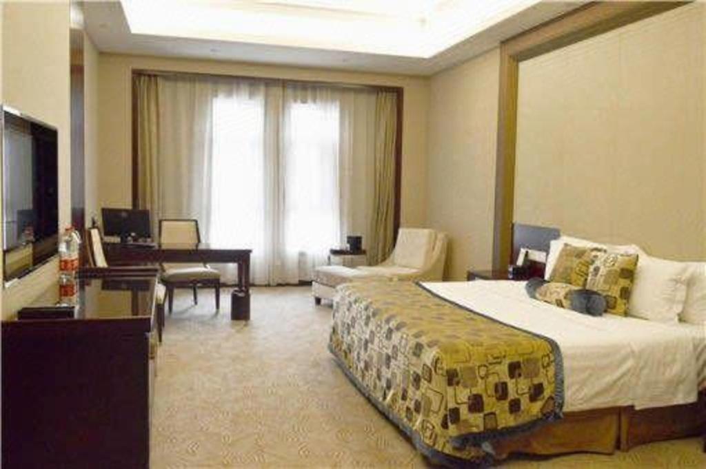 Linyi Blue Horizon International Hotel Yi He Ngoại thất bức ảnh