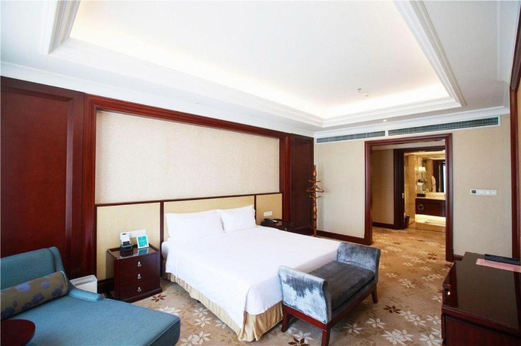 Linyi Blue Horizon International Hotel Yi He Ngoại thất bức ảnh