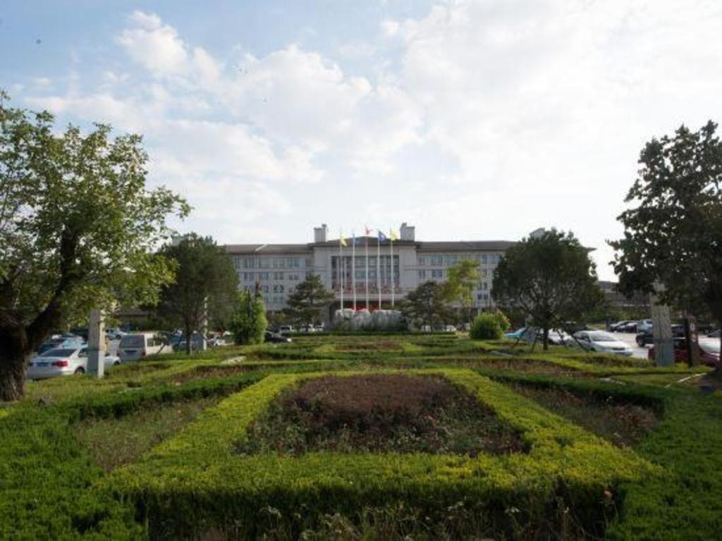 Linyi Blue Horizon International Hotel Yi He Ngoại thất bức ảnh